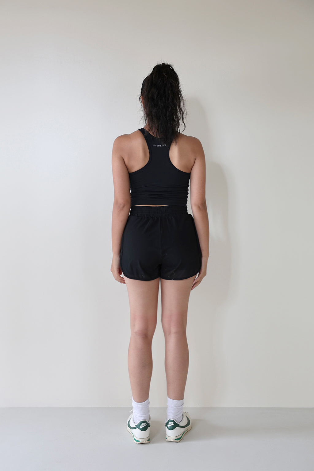 Elegant Tank Top BLACK - SWELLY