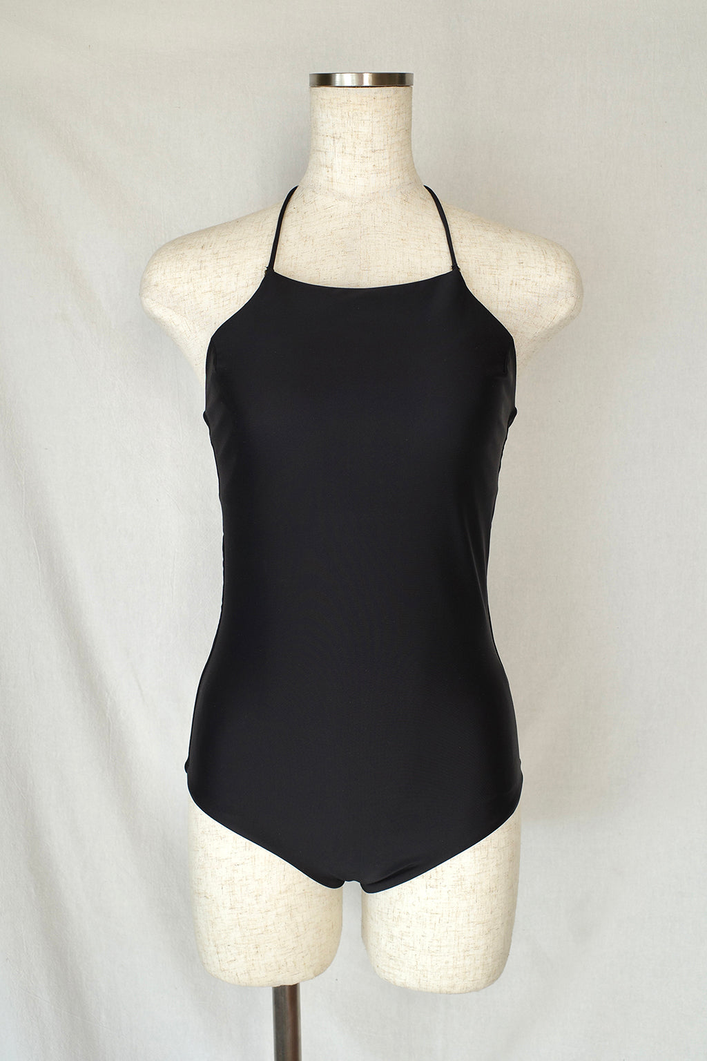 Modern Y-Line OP NERO - SWELLY