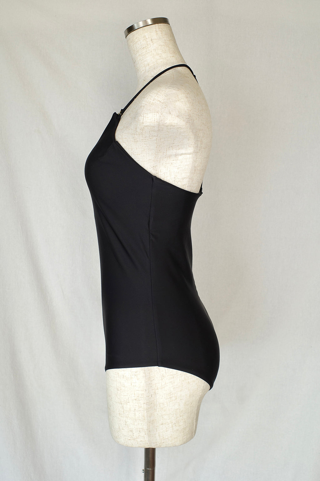 Modern Y-Line OP NERO - SWELLY