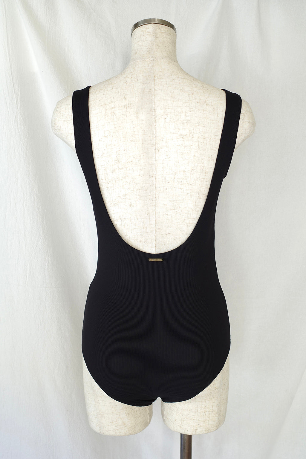 Back Open Onepiece NERO - SWELLY ONLINE STORE