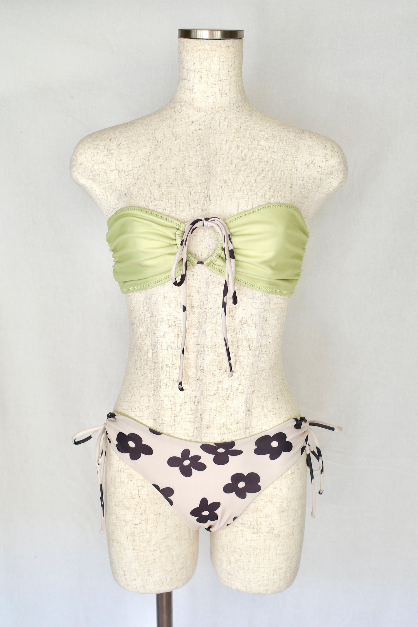 Tieside Reversible Bottom DASIY - SWELLY ONLINE STORE