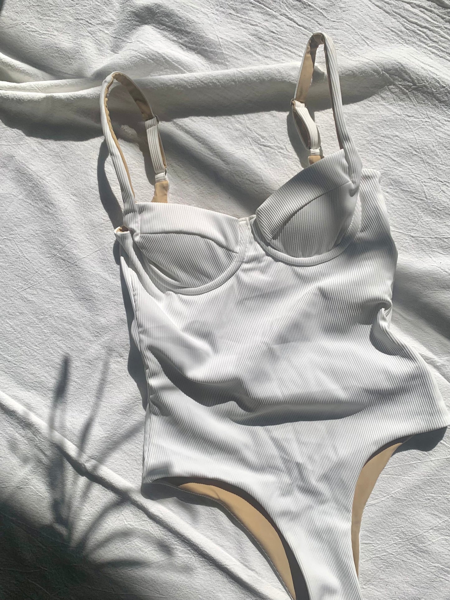 Rib Wire Onepiece-bikini milk - SWELLY ONLINE STORE