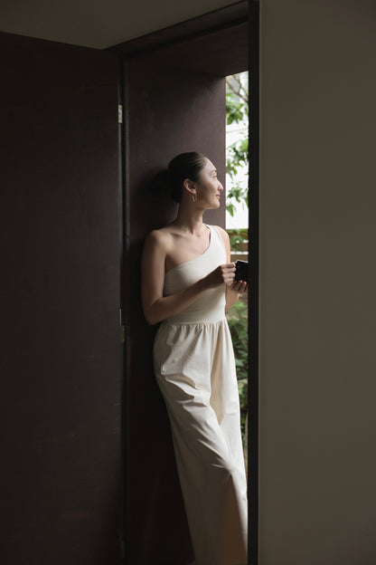 Oneshoulder All-in-one MILK - SWELLY
