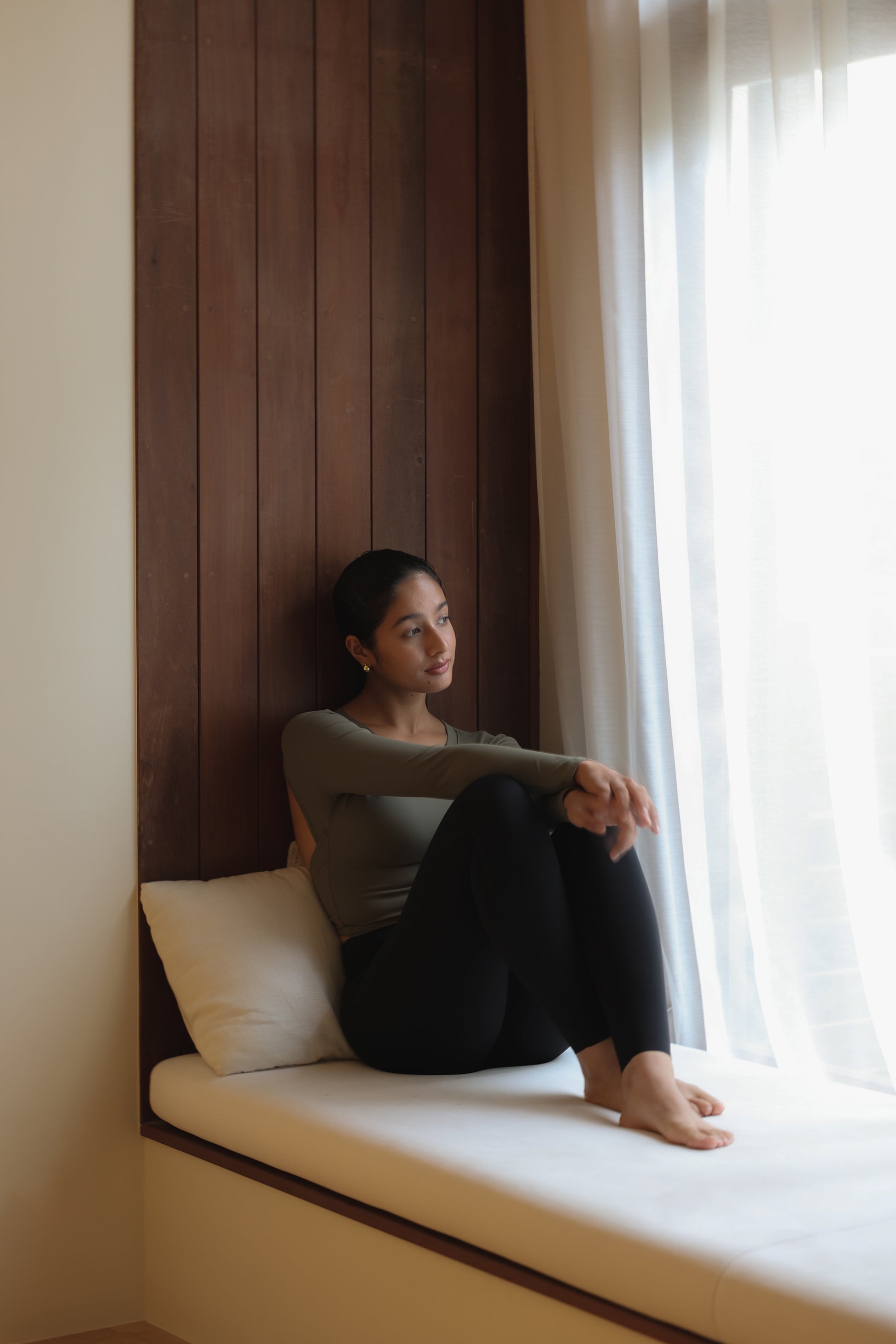 Back Twist Longsleeve OLIVE - SWELLY