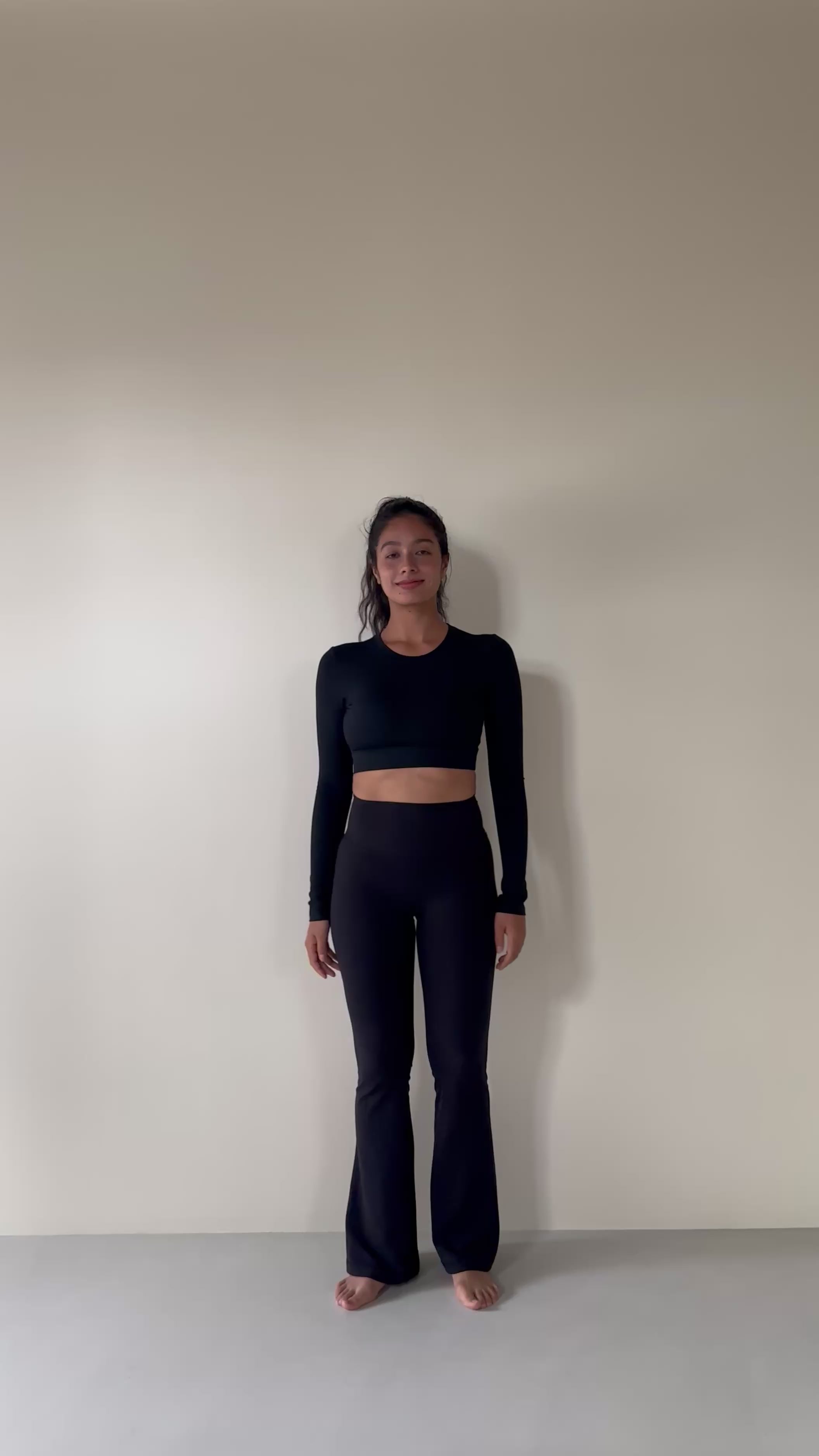 バックオープンロングスリーブ BLACK ピラティス 長袖