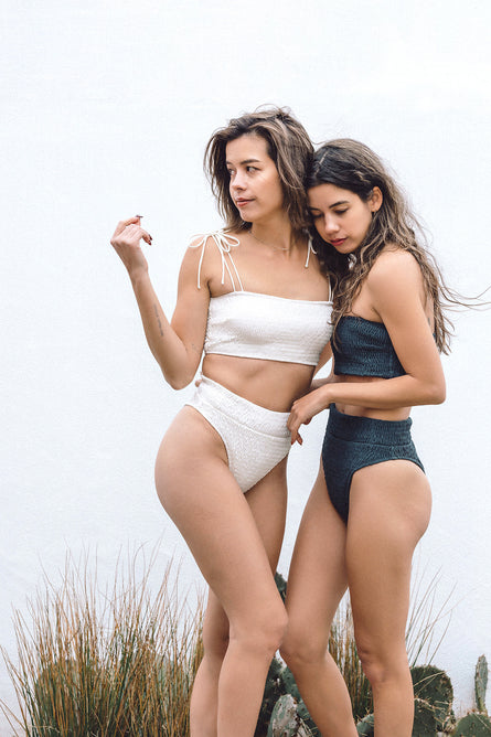 Sharing Highwaist Bottom nero×ampolla - SWELLY ONLINE STORE