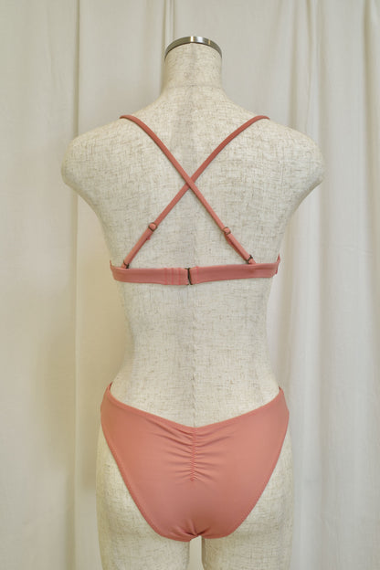 Triangle Zigzag Top illusion - Welina ONLINE STORE