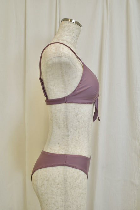 Triangle Zigzag Top illusion - Welina ONLINE STORE