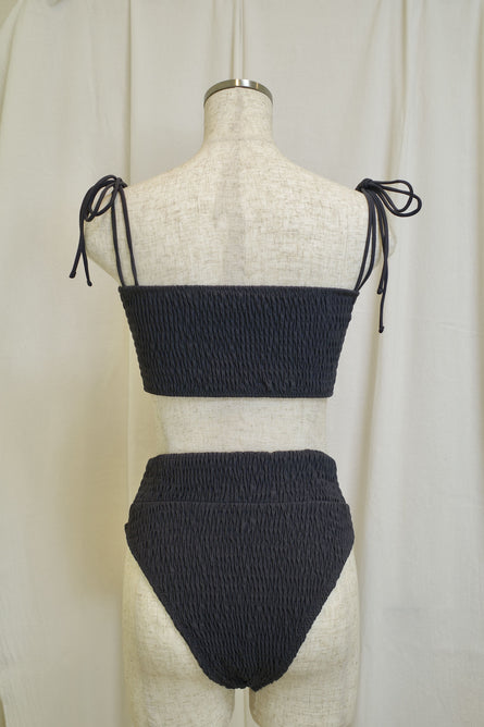 Sharing Bandeau Top nero×ampolla - Welina ONLINE STORE