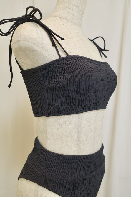 Sharing Bandeau Top nero×ampolla - Welina ONLINE STORE